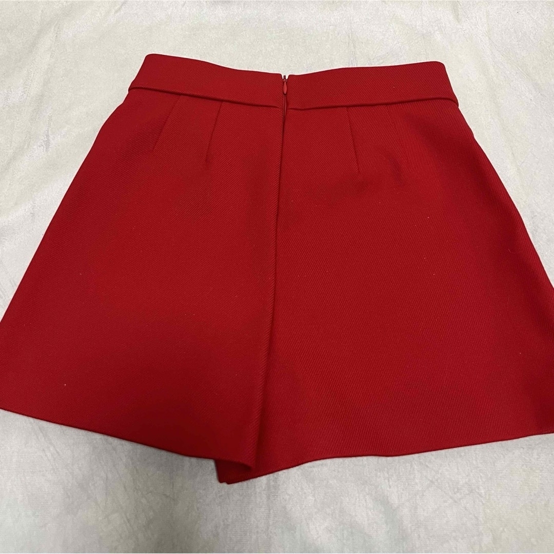 RED VALENTINO - 【RED VALENTINO】赤ショートスコート サイズ38の通販 RED VALENTINO - 【RED VALENTINO】赤ショートスコート サイズ38の通販