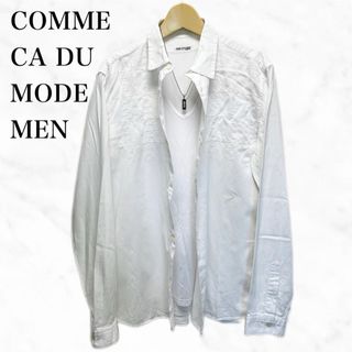 コムサデモード(COMME CA DU MODE)のCOMME CA DU MODE 長袖シャツ　カッターシャツ　ホワイト系(シャツ)