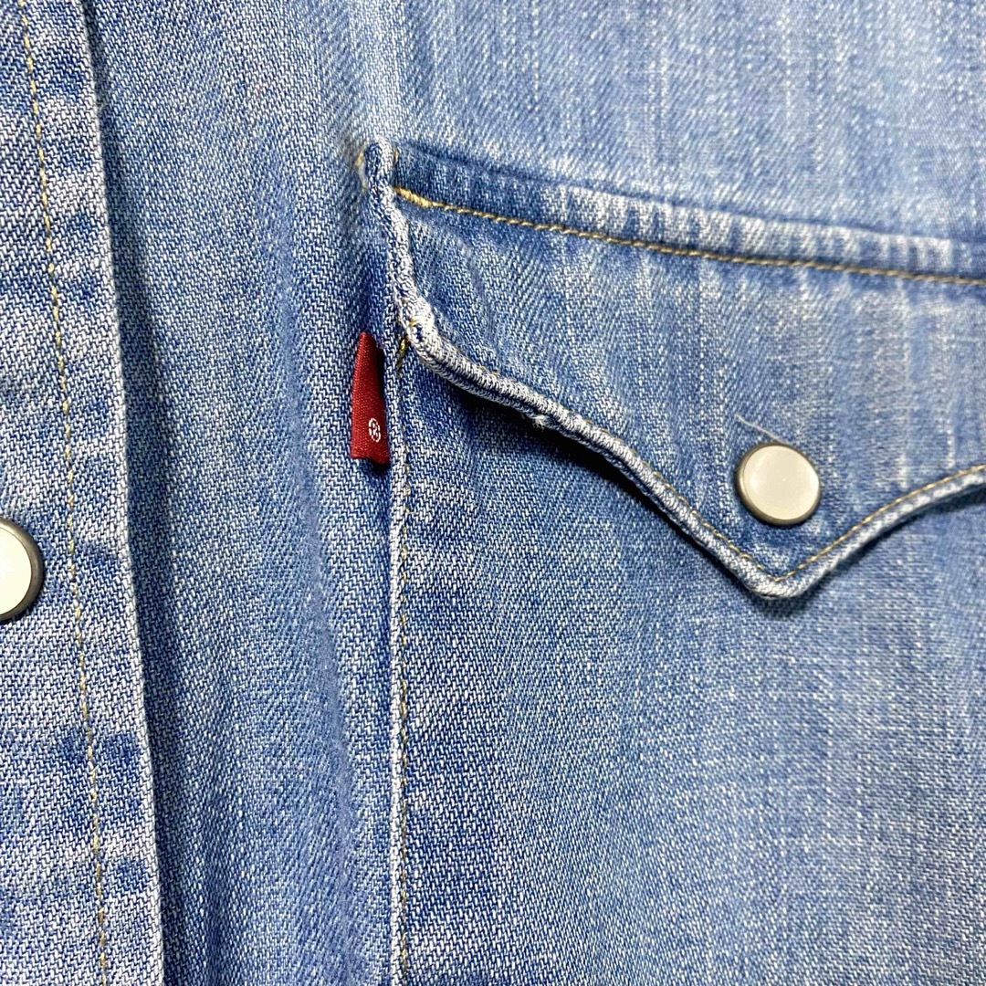 Levi's(リーバイス)のLevi’s デニムシャツ　Lサイズ メンズのトップス(シャツ)の商品写真