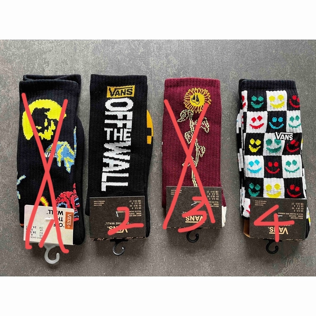 VANS(ヴァンズ)のVANS　SOCKS バンズ　ソックス　靴下　3足セット価額 メンズのレッグウェア(ソックス)の商品写真