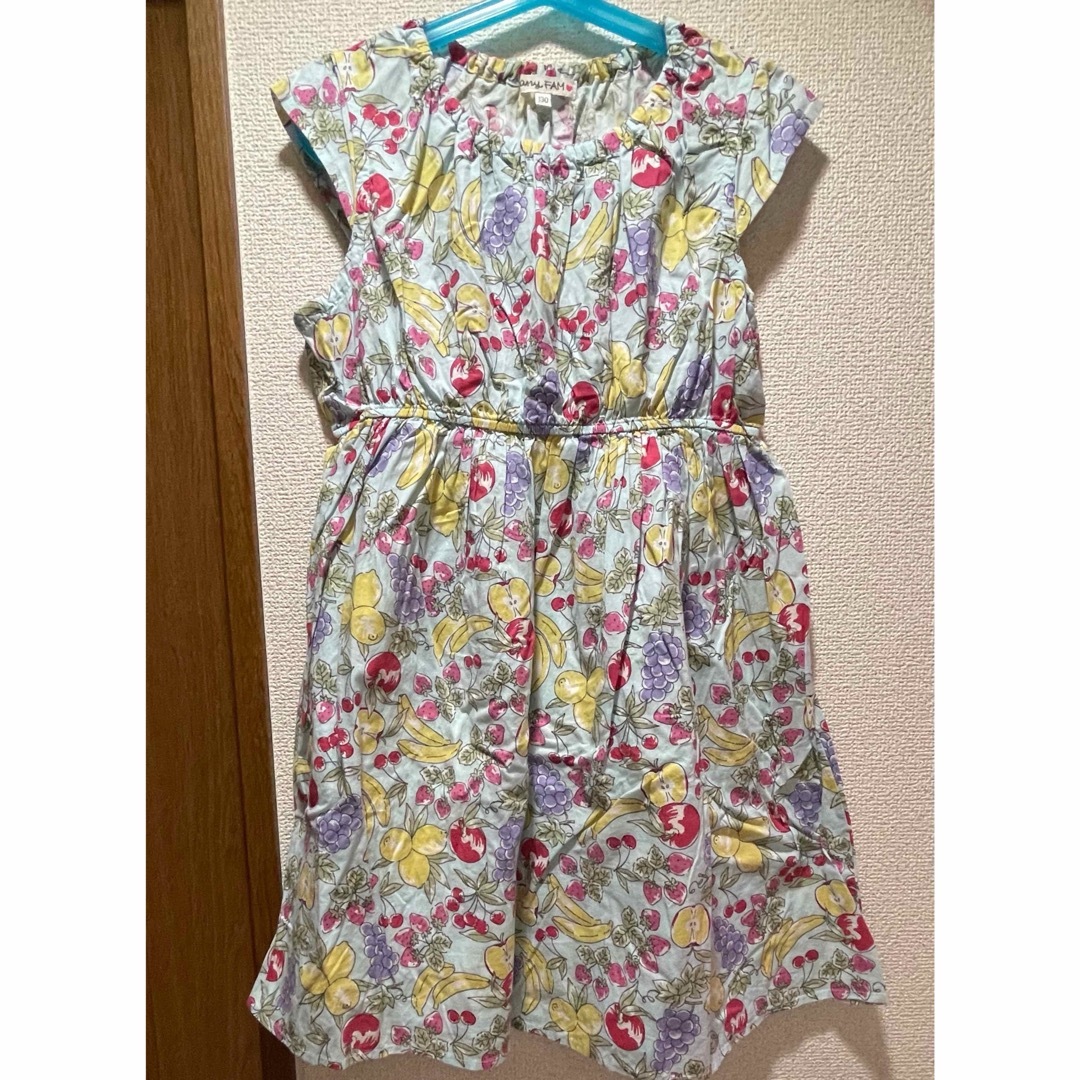 anyFAM(エニィファム)のany FAM フルーツワンピース キッズ/ベビー/マタニティのキッズ服女の子用(90cm~)(ワンピース)の商品写真