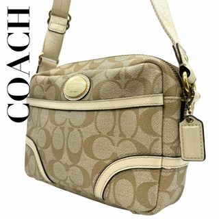 コーチ(COACH)のCOACH コーチ　s82　斜め掛け　シグネチャー　PVC ショルダーバッグ　白(ショルダーバッグ)