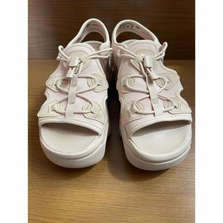 ナイキ(NIKE)のNIKE AIRMAX KOKO(サンダル)