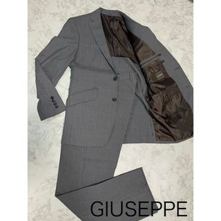 美品　GIUSEPPE スーツ　セットアップ　グレー　ストライプ(セットアップ)