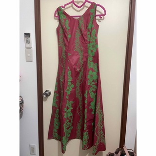 お値下げ済み　赤緑　ワンピース　ムームー　ドレス(ロングワンピース/マキシワンピース)