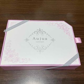 新品　オージュアウィンターコフレ　限定BOX(トリートメント)