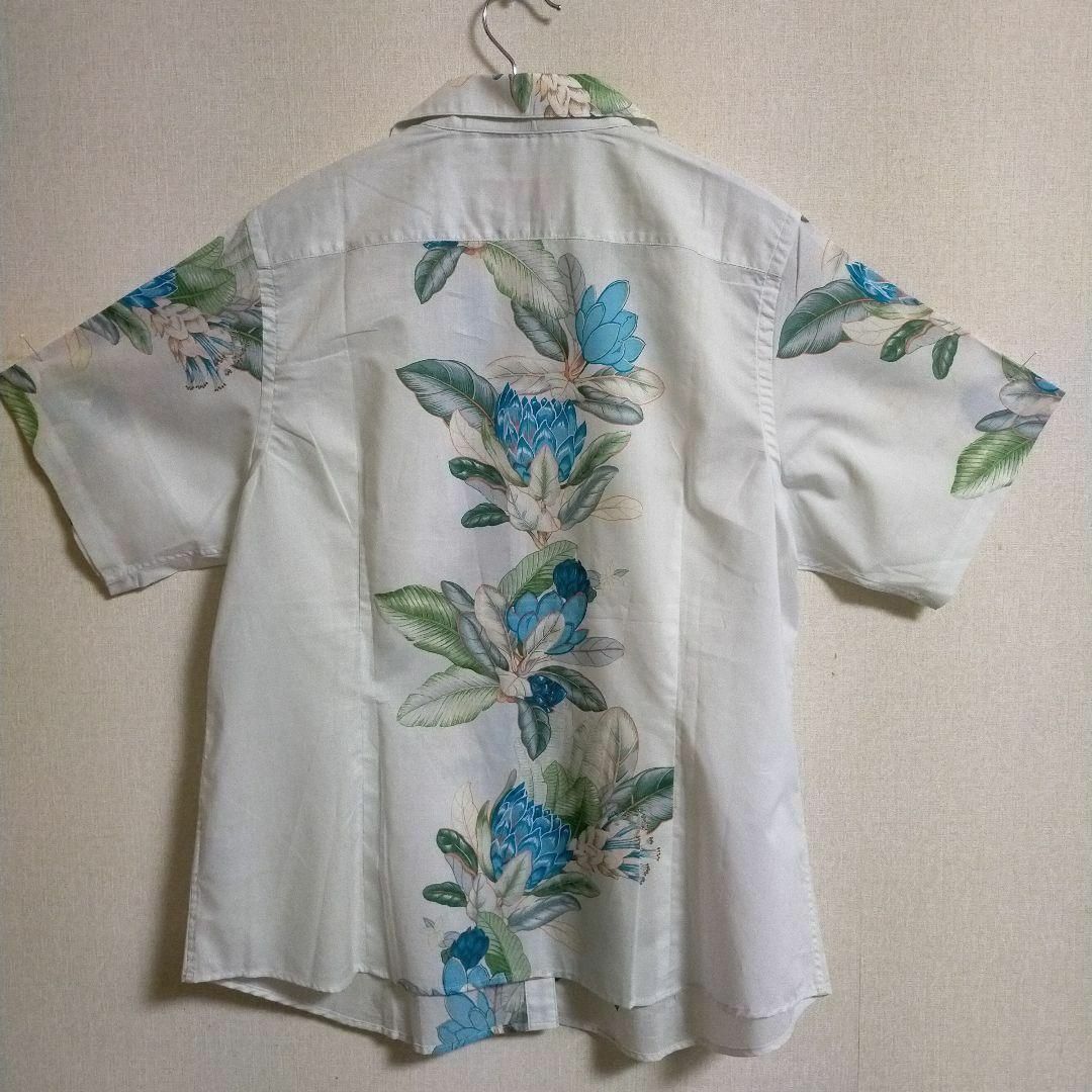 【MAJUN】かりゆしウェア　アロハシャツ　✨未使用品✨ レディースのトップス(シャツ/ブラウス(半袖/袖なし))の商品写真