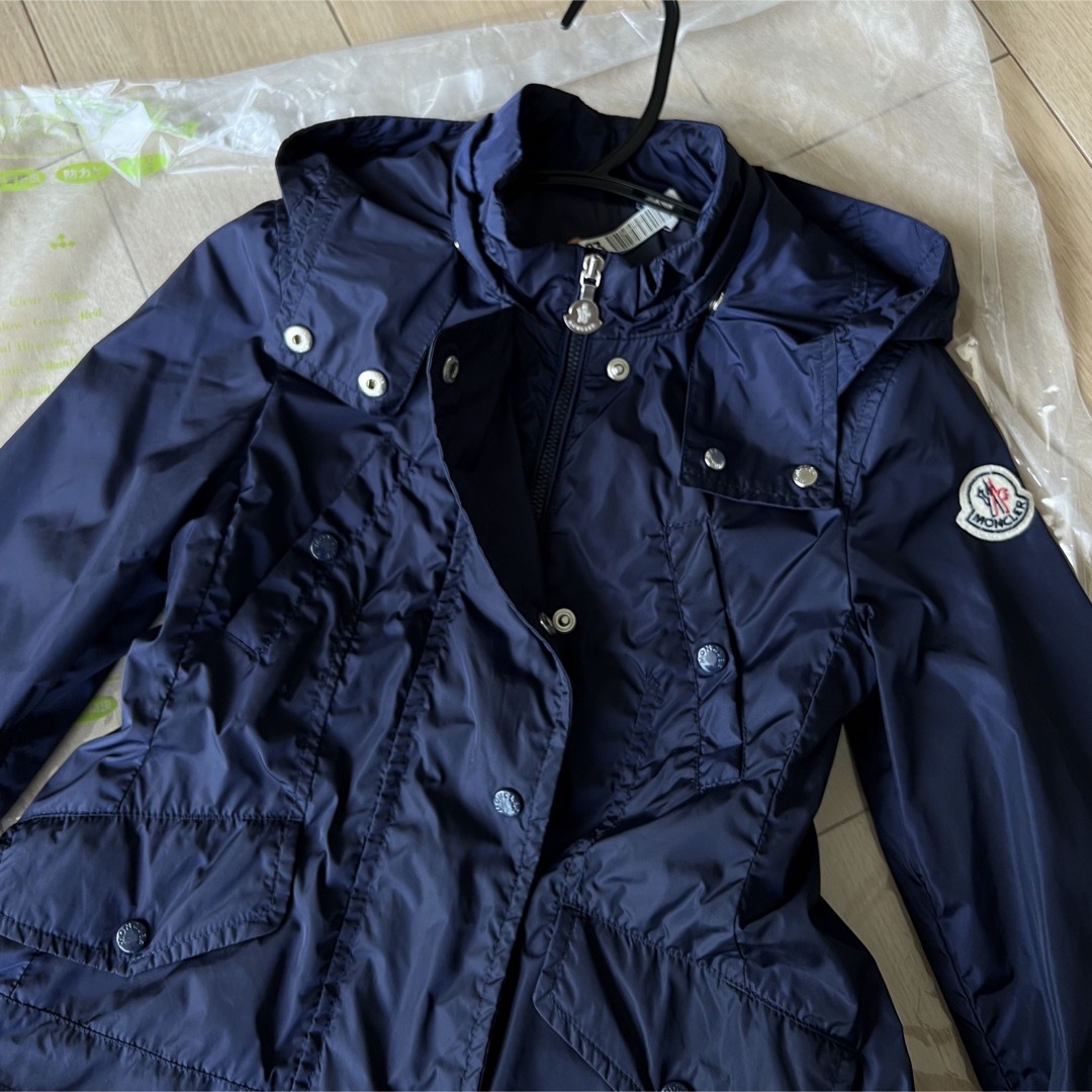 MONCLER(モンクレール)のMONCLER モンクレール  ナイロンブルゾン キッズ8anni 美品！ キッズ/ベビー/マタニティのキッズ服女の子用(90cm~)(ジャケット/上着)の商品写真