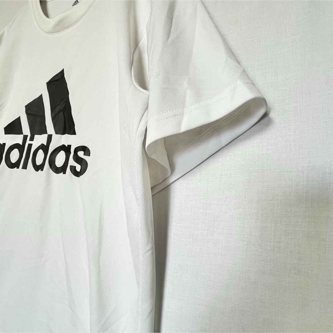 adidas(アディダス)のadidas 半袖 Tシャツ M4T ビッグロゴ スポーツウェア クルーネック メンズのトップス(Tシャツ/カットソー(半袖/袖なし))の商品写真