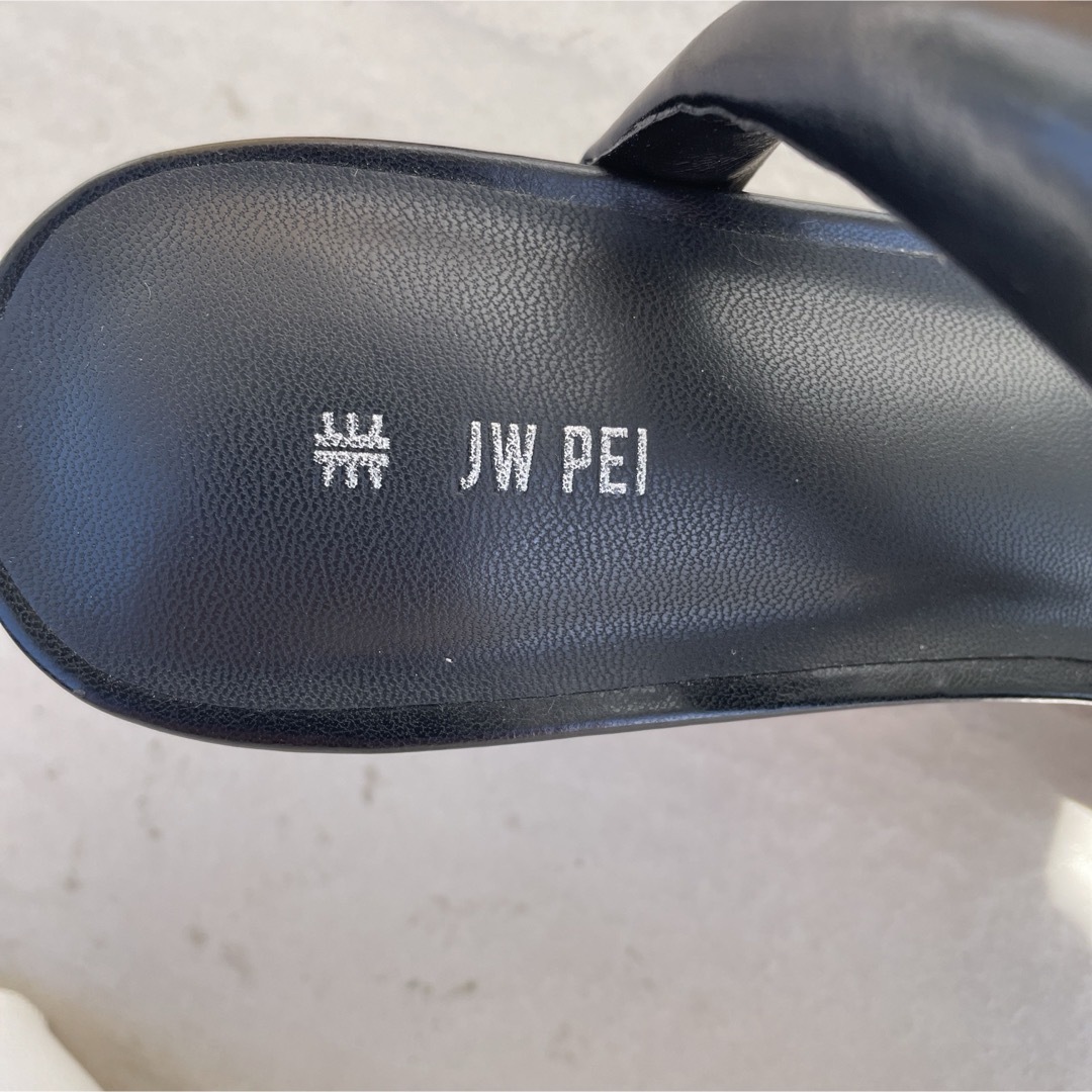 JW PEI サンダル　ブラック レディースの靴/シューズ(ミュール)の商品写真