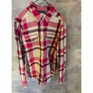 パタゴニア(patagonia)のpatagonia パタゴニア　オーガニックコットン チェックシャツ　ピンク(シャツ/ブラウス(長袖/七分))