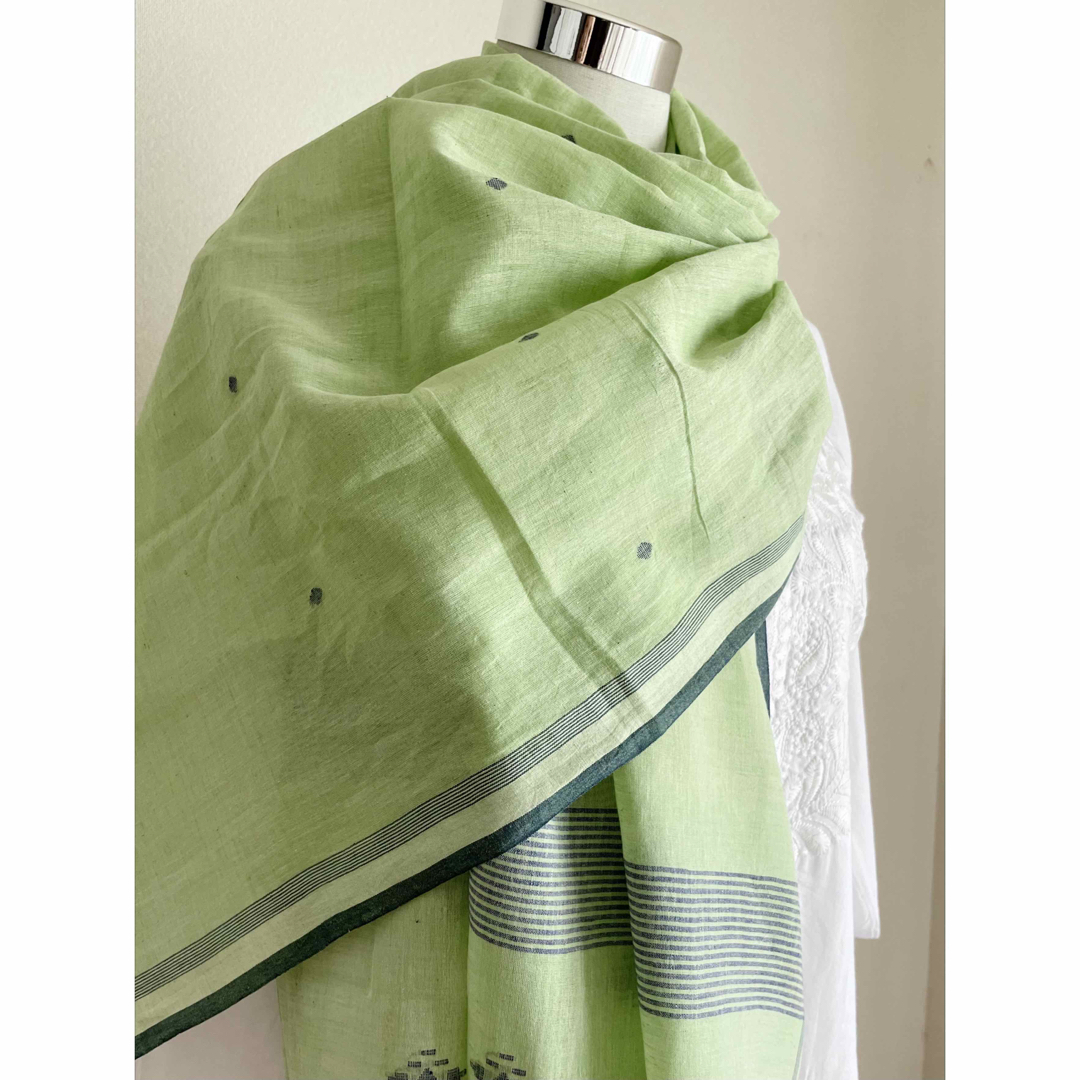 ジャムダニ織　インドコットン　手織り　ストール　グリーン レディースのファッション小物(ストール/パシュミナ)の商品写真