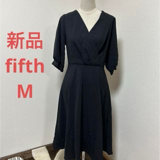 フィフス(fifth)の新品　fifth サラサラ　黒　ロングワンピ(ロングワンピース/マキシワンピース)