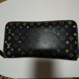 ルイヴィトン(LOUIS VUITTON)のLOUIS VUITTONマルチ長財布(財布)