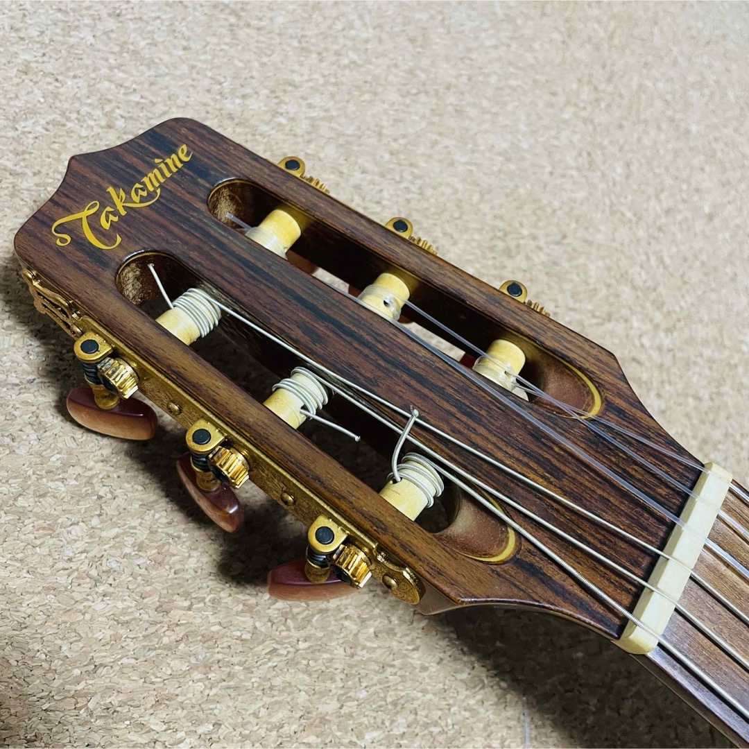 Takamine(タカミネ)のTakamine クラシックギター　エレガット　NPT110BN プリアンプ付き 楽器のギター(クラシックギター)の商品写真