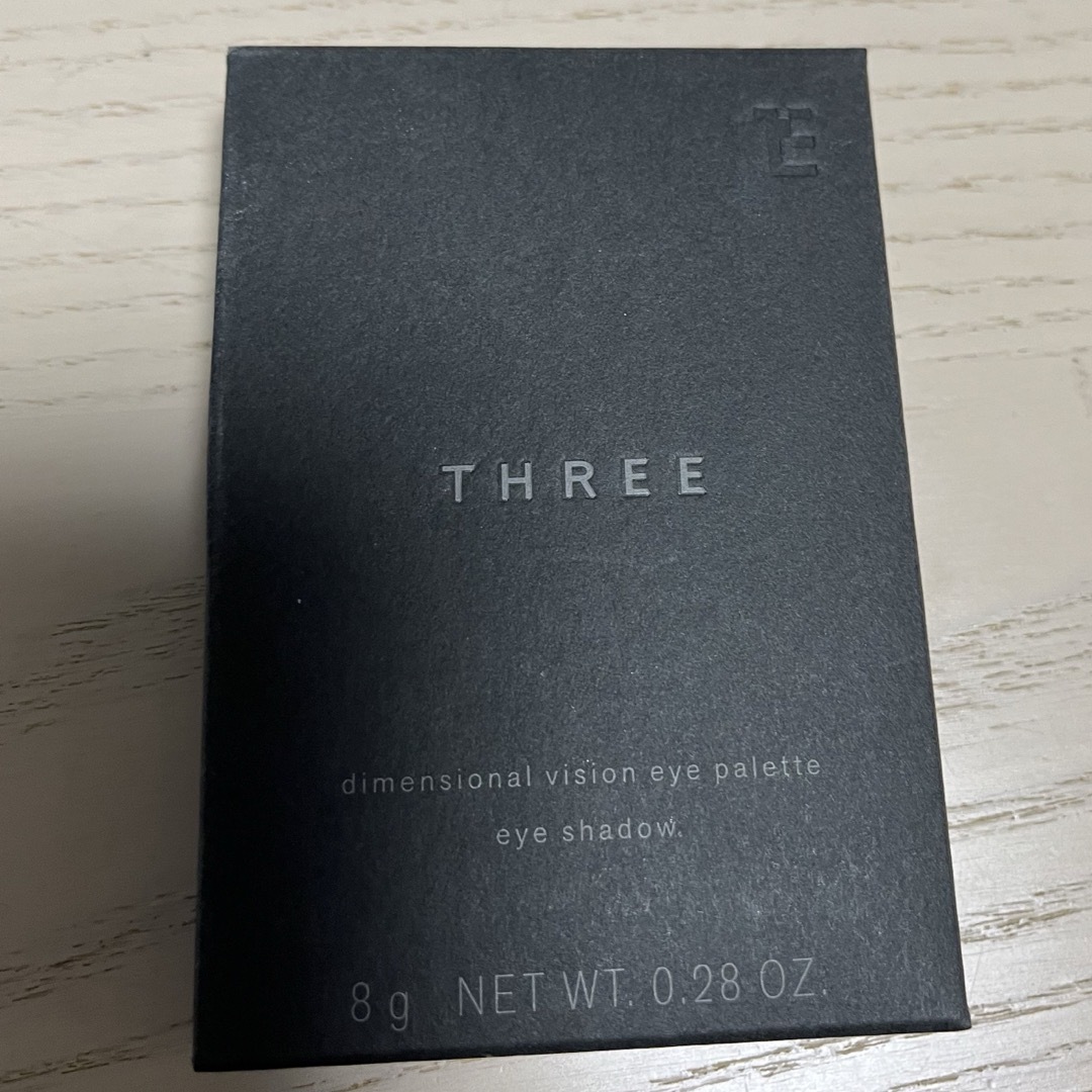 THREE(スリー)のTHREE♡新品未使用♡アイパレット♡ コスメ/美容のベースメイク/化粧品(アイシャドウ)の商品写真