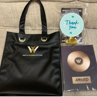 WEST. AWARD ライブグッズ バッグ(アイドルグッズ)