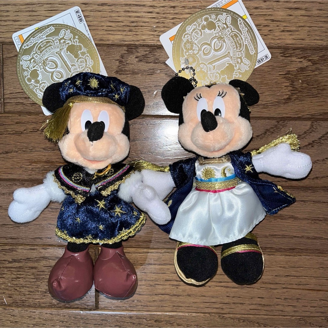 Disney(ディズニー)のＴＤＳ東京ディズニーシー１８周年☆ミッキー＆ミニー　ぬいぐるみバッジ エンタメ/ホビーのおもちゃ/ぬいぐるみ(キャラクターグッズ)の商品写真