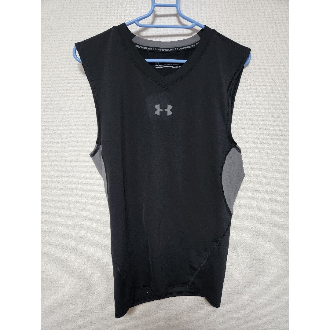 UNDER ARMOUR(アンダーアーマー)のUNDER ARMOUR　アンダーアーマー　コンプレッション　ノースリーブ　L メンズのトップス(その他)の商品写真