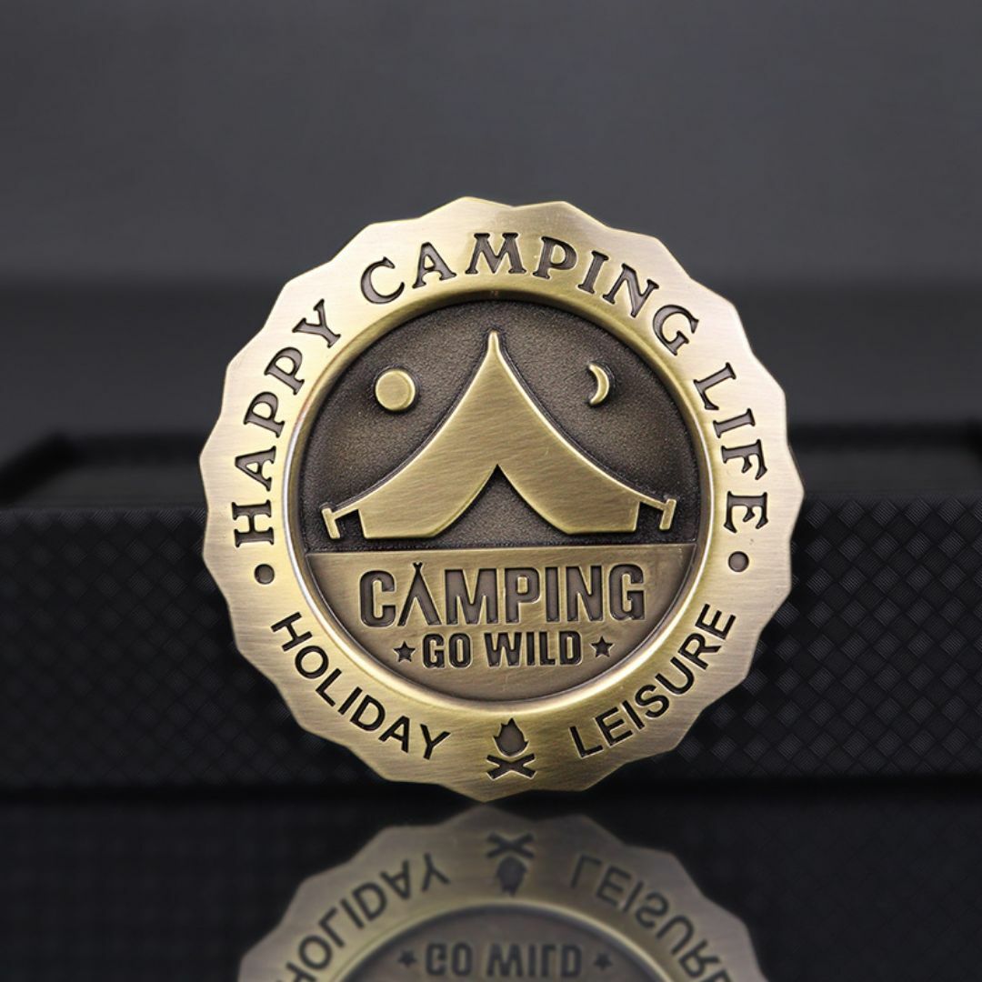 全色入荷！【2個セット】高品質なキャンパー　キャンプ　CAMPING　エンブレム 自動車/バイクの自動車(車外アクセサリ)の商品写真