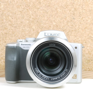 パナソニック(Panasonic)のPanasonic Lumix DMC-FZ20 CCD Zoom 12X(コンパクトデジタルカメラ)