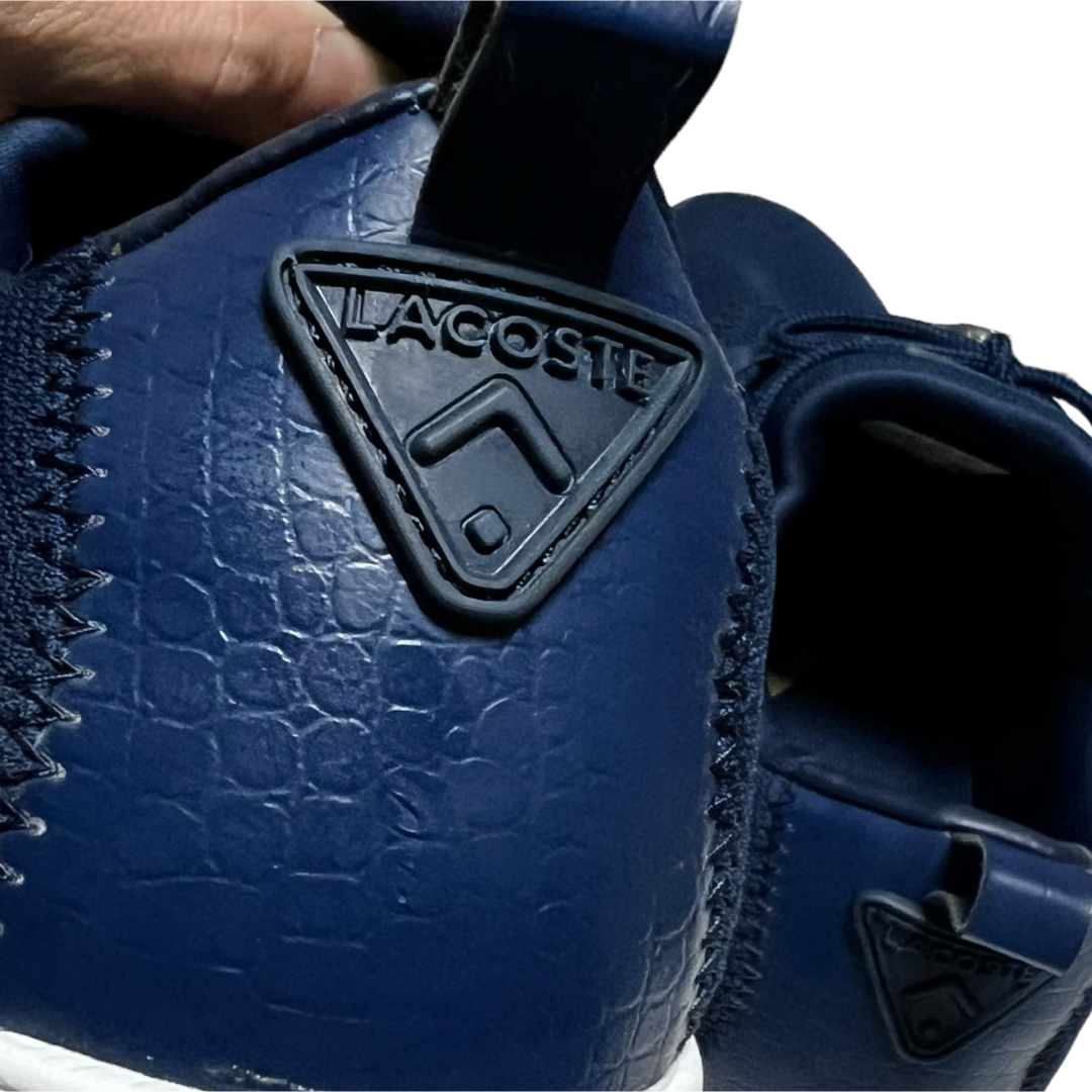 LACOSTE(ラコステ)の新品✨ラコステ　スニーカー　25cm相当　ネイビー　クロコ柄 メンズの靴/シューズ(スニーカー)の商品写真