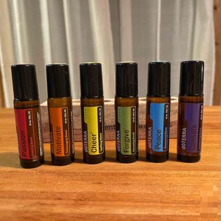 ドテラ(doTERRA)のdoTERRA エッセンシャルアロマティクス6本セット【中古品】(エッセンシャルオイル（精油）)