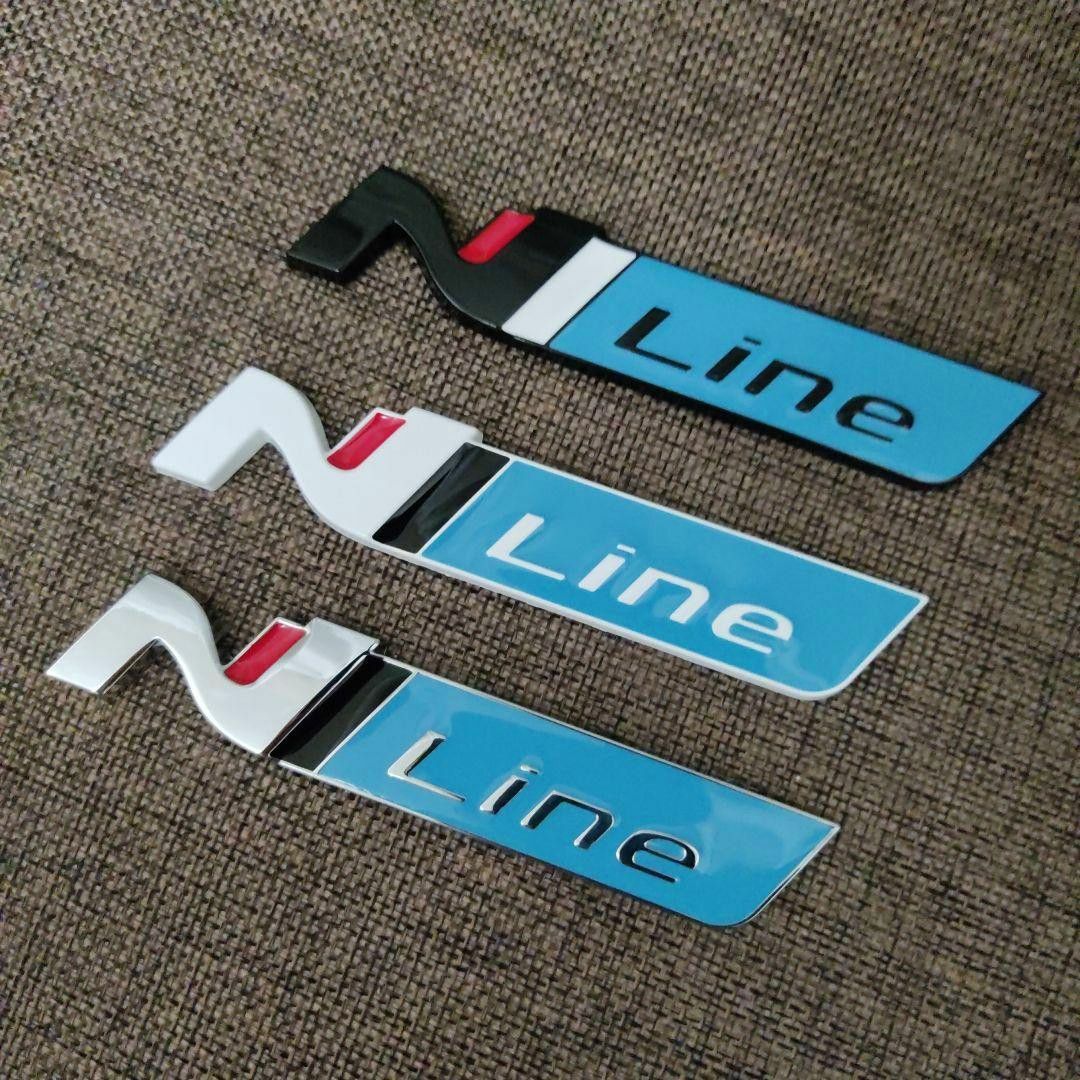 【新製品！】N-LINE　エンブレム（ブルーシリーズ）HONDA　Nシリーズ等 自動車/バイクの自動車(車外アクセサリ)の商品写真