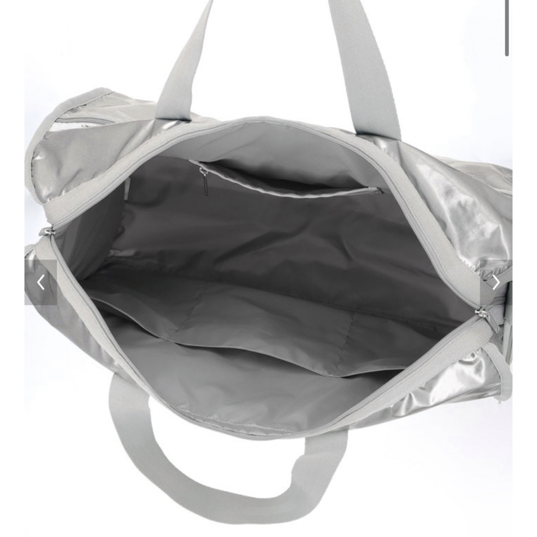 LeSportsac(レスポートサック)のレスポートサック DELUXE LG WEEKENDERアダムシルバー レディースのバッグ(ボストンバッグ)の商品写真