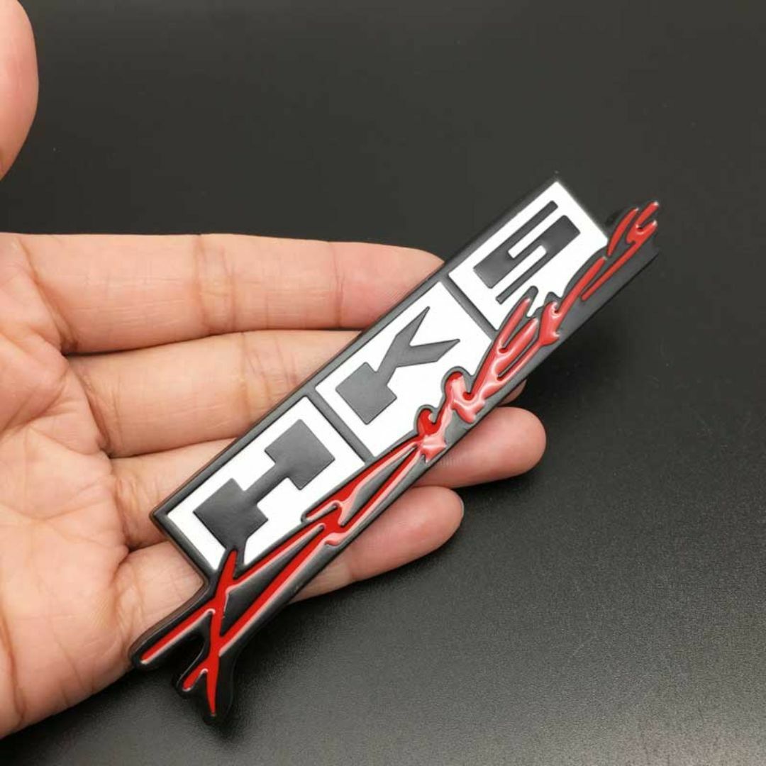 再入荷！【金属製】オーソドックスな HKS エンブレム ステッカー C 自動車/バイクの自動車(車外アクセサリ)の商品写真