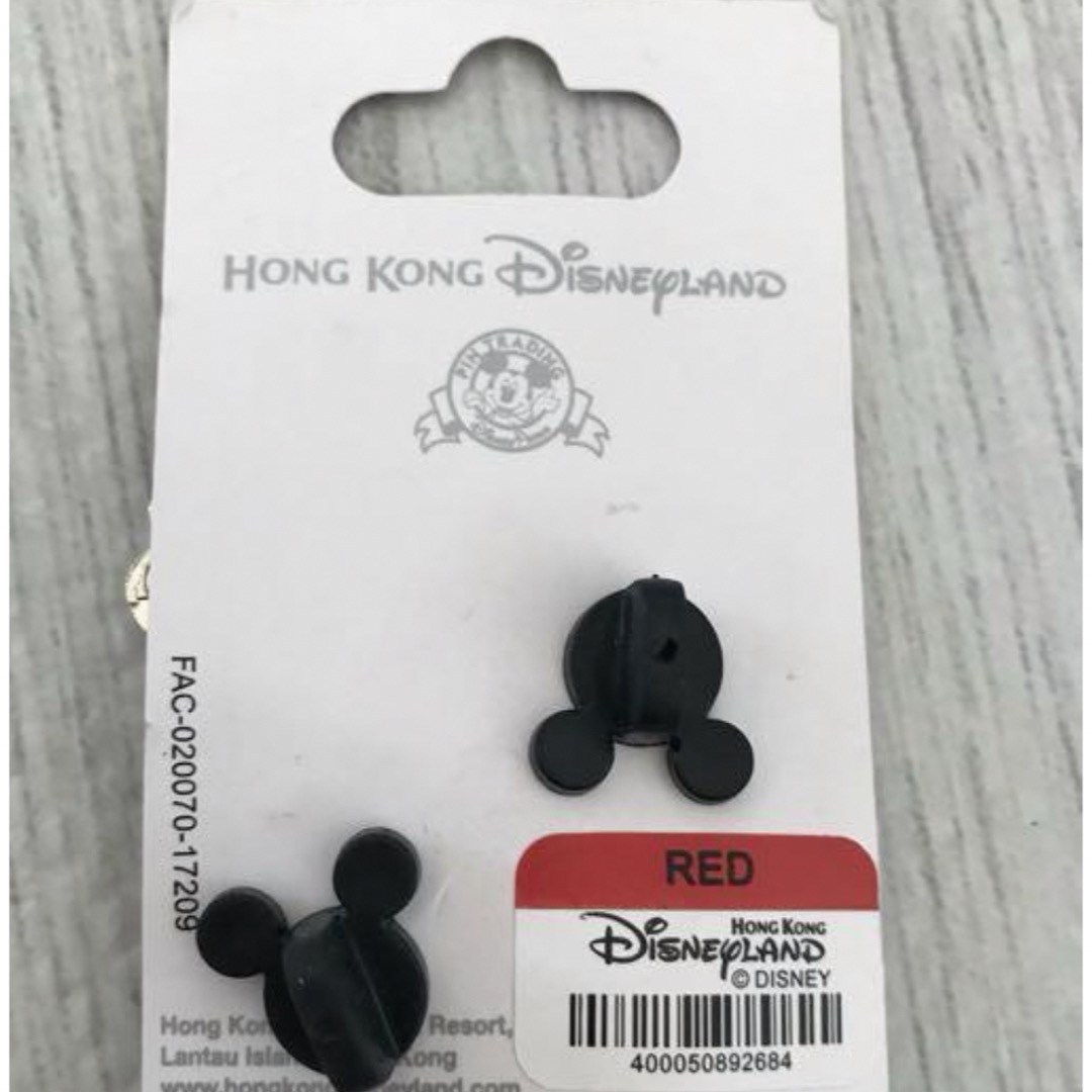 Disney(ディズニー)のレア！香港ディズニー マジックアクセス ダッフィー シェリーメイ ピンバッジ レディースのアクセサリー(ブローチ/コサージュ)の商品写真