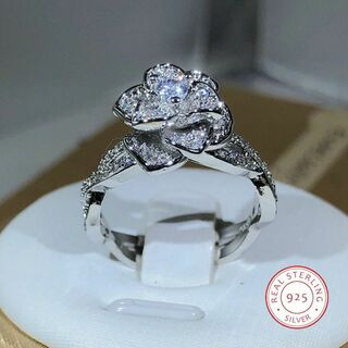 シルバー925★指輪ホワイト ジルコニアダイヤモンド リング１１号フラワー花形(リング(指輪))
