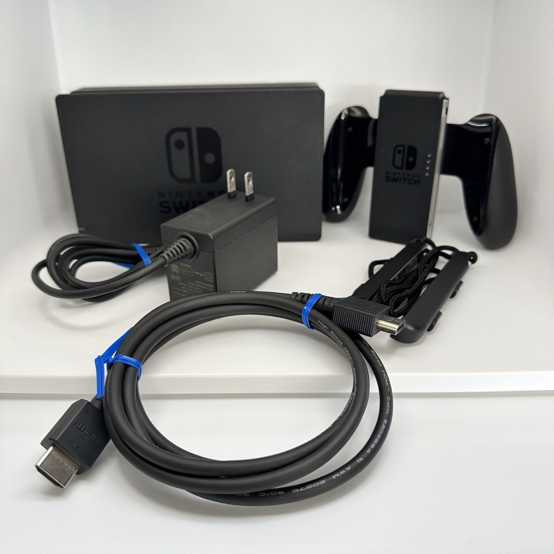 Nintendo Switch 香しい 本体 周辺機器セット グレー Nintendo Switch 香しい 本体 周辺機器セット グレー