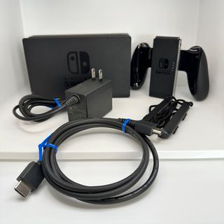 ニンテンドースイッチ(Nintendo Switch)のニンテンドースイッチ　周辺機器　5点セット　本体とジョイコンは付属しません(アニメ/ゲーム)