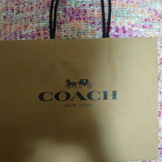 コーチ(COACH)のショッパー　組み立て式箱(ショップ袋)