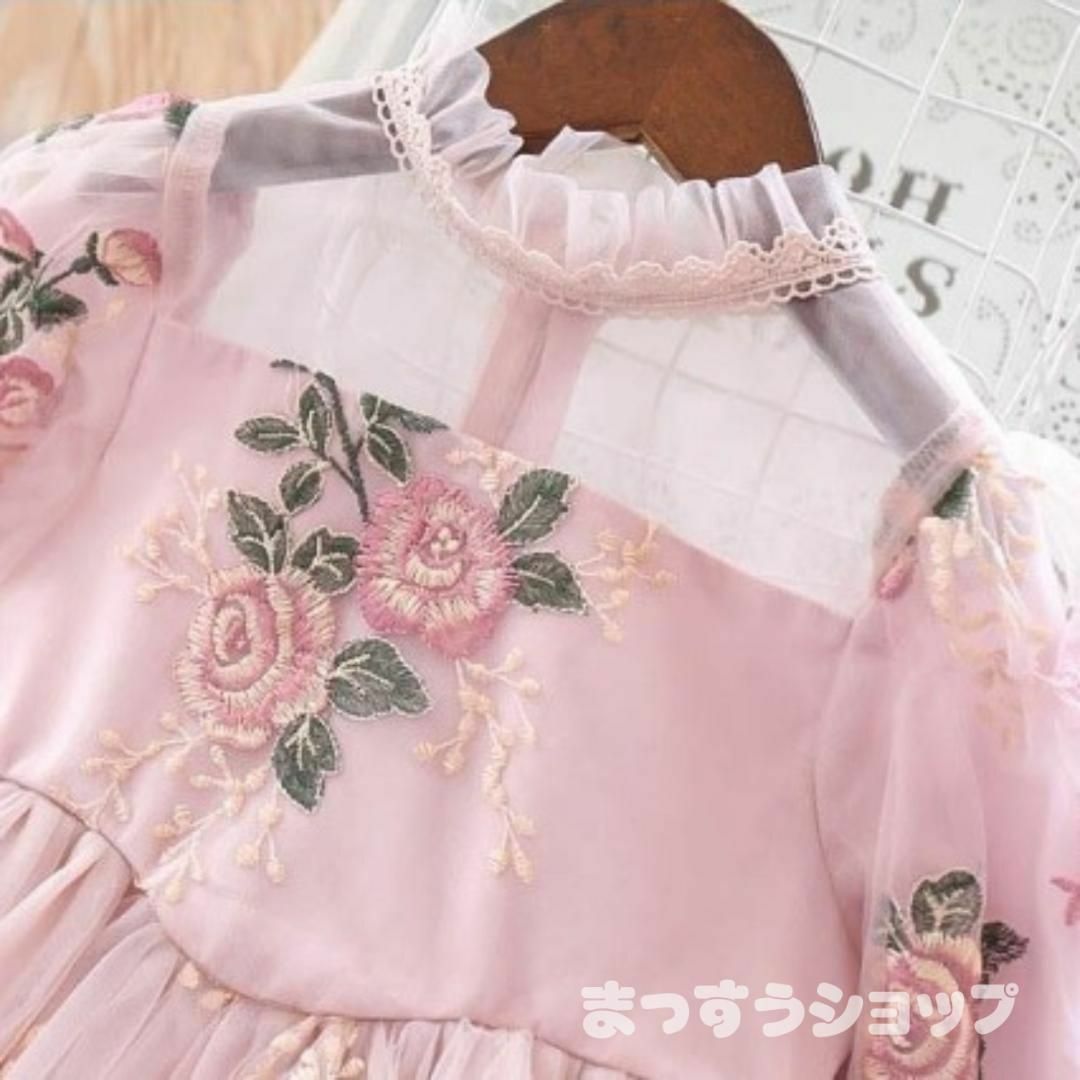 花柄刺繍ワンピース　キッズ用    ピンク  120cm キッズ/ベビー/マタニティのキッズ服女の子用(90cm~)(ワンピース)の商品写真