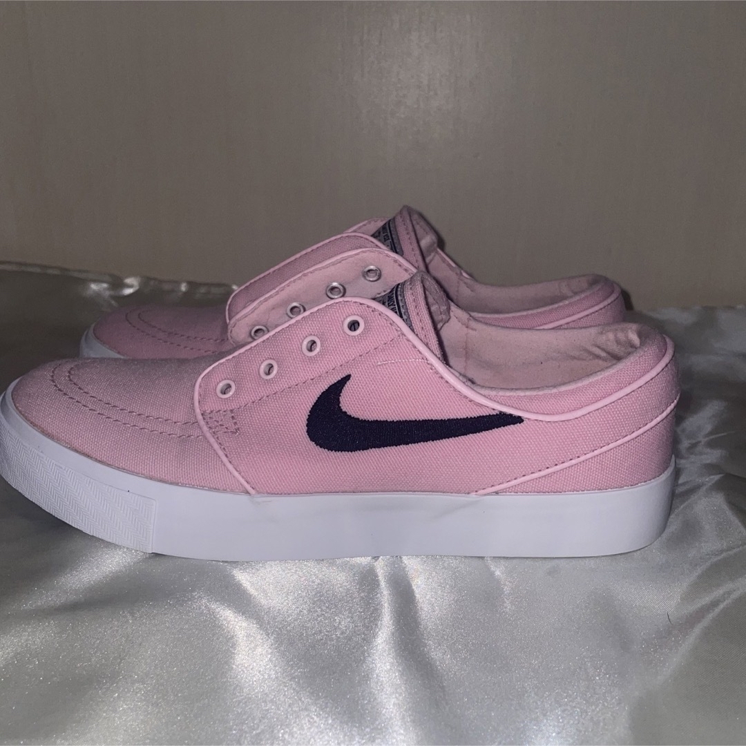 NIKE(ナイキ)のNIKE SB ZOOM STEFAN JANOSKI CNVS レディースの靴/シューズ(スニーカー)の商品写真