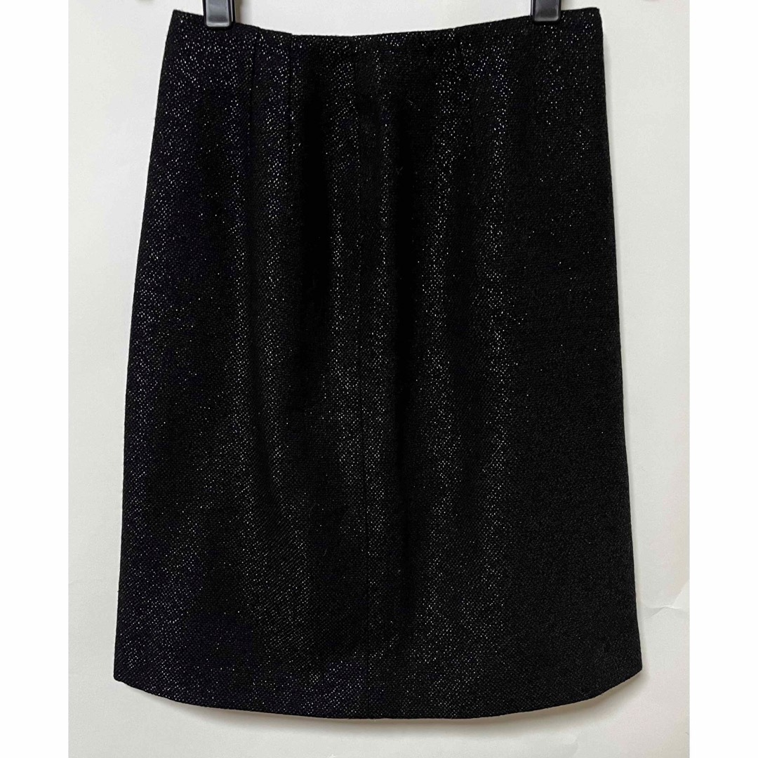QUEENS COURT(クイーンズコート)のQUEENS COURT スカート  ブラック サイズ 1 レディースのスカート(ひざ丈スカート)の商品写真