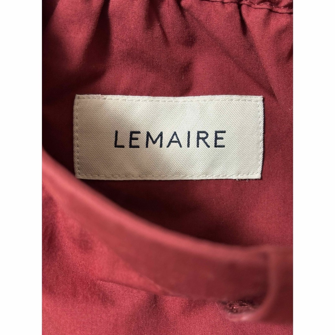 LEMAIRE(ルメール)のルメール　LEMAIRE ベルテッドパンツ　赤　レッド　ワイド　リラックスパンツ レディースのパンツ(カジュアルパンツ)の商品写真