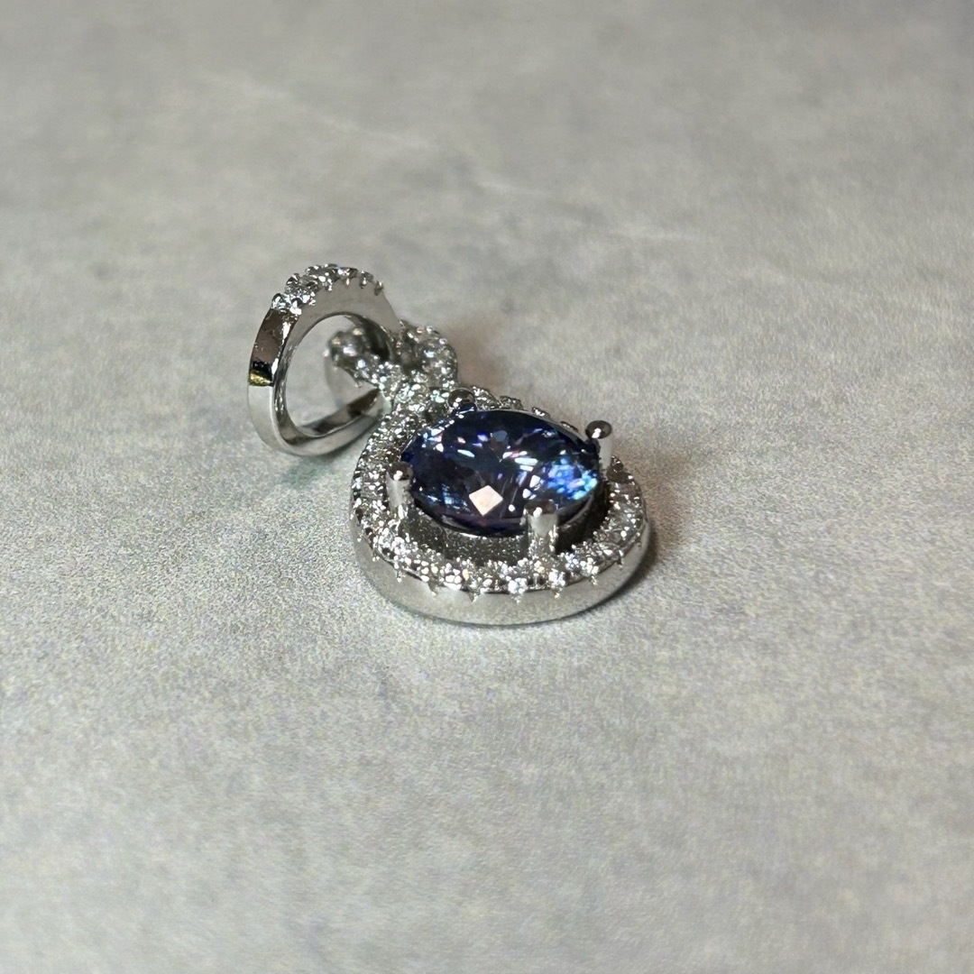 モアサナイト ◉ネックレストップ◉1.0carat  AU750 レディースのアクセサリー(ネックレス)の商品写真