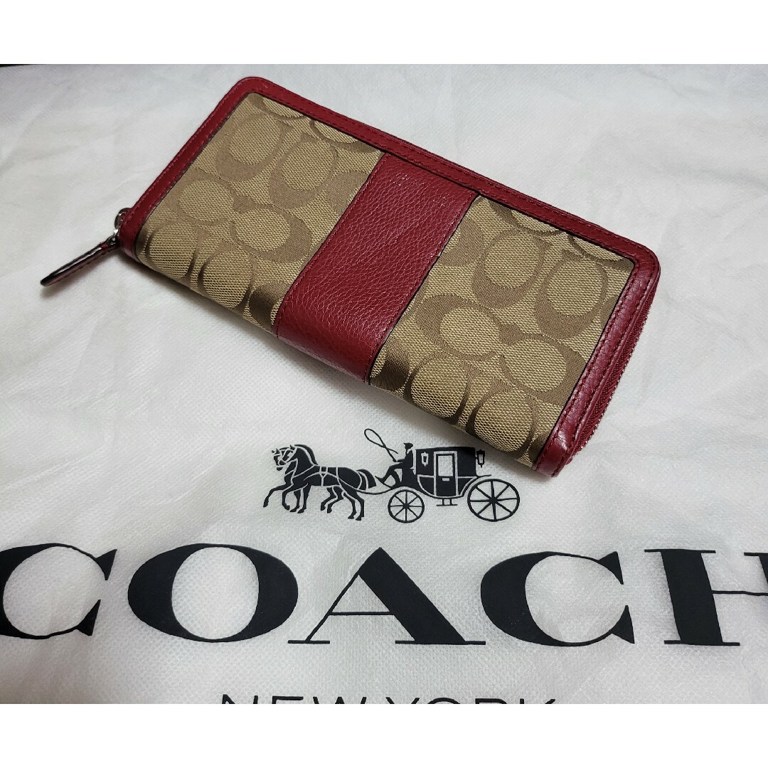 COACH(コーチ)の◆COACH コーチ◆シグネチャー柄 ラウンド長財布 レディースのファッション小物(財布)の商品写真