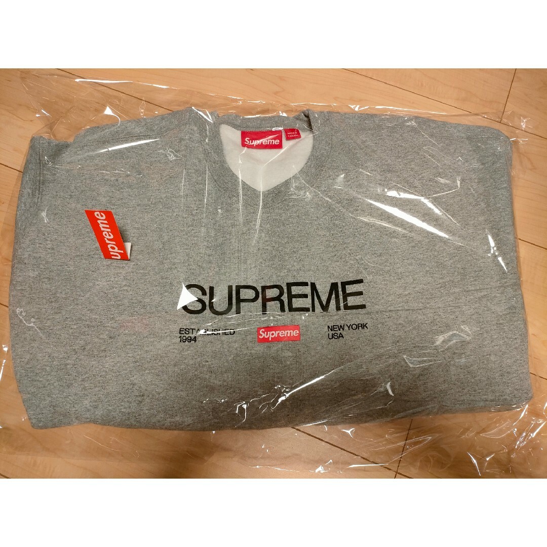 Supreme(シュプリーム)のSupreme Established Crewneckヘザーグレー メンズのトップス(スウェット)の商品写真