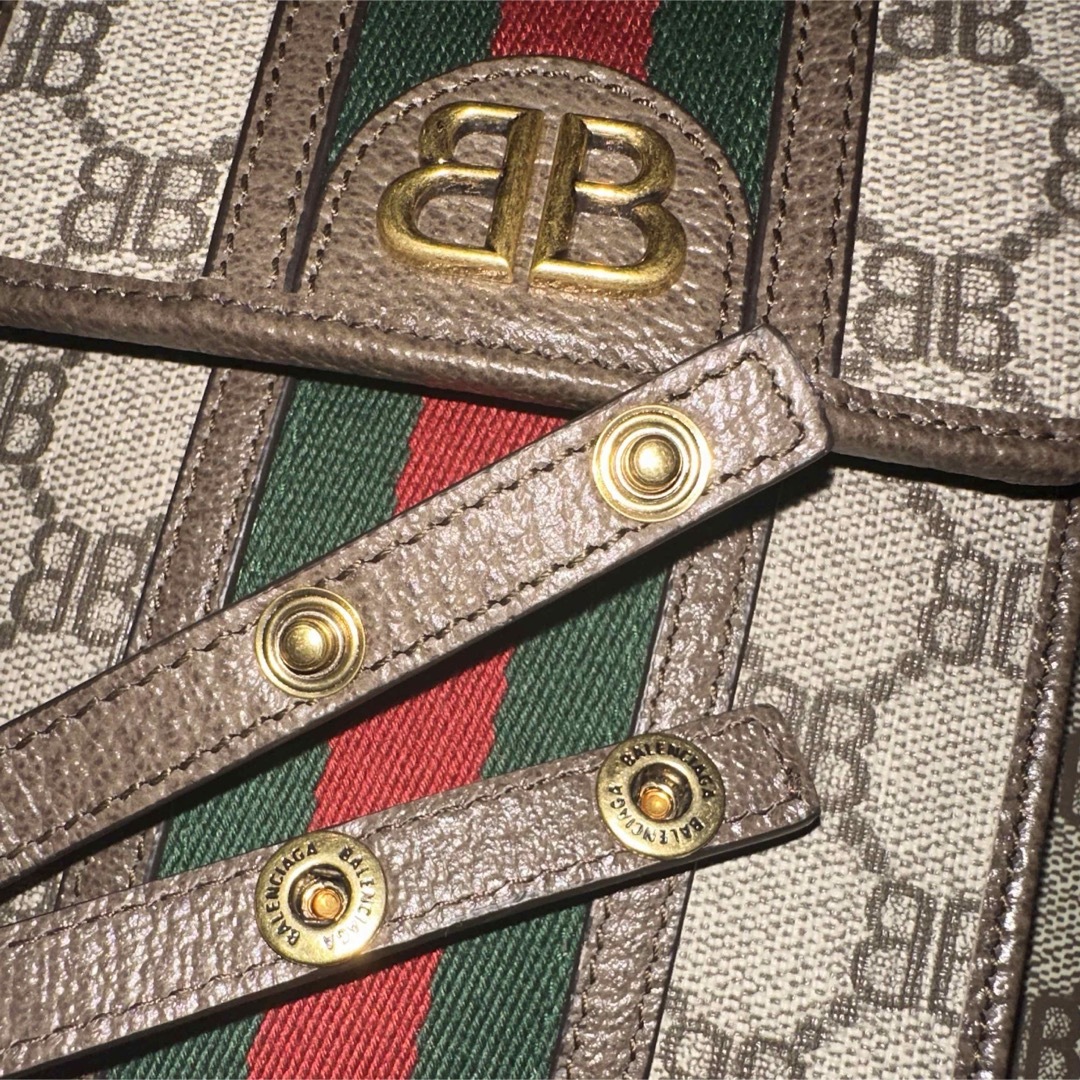 Gucci(グッチ)の【グッチ×バレンシアガ】新品　ザ ハッカー プロジェクト 箱付 レディースのバッグ(ショルダーバッグ)の商品写真