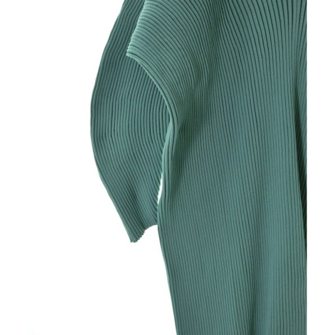 ISSEY MIYAKE(イッセイミヤケ)のISSEY MIYAKE イッセイミヤケ ワンピース 2(M位) 緑 【古着】【中古】 レディースのワンピース(ひざ丈ワンピース)の商品写真