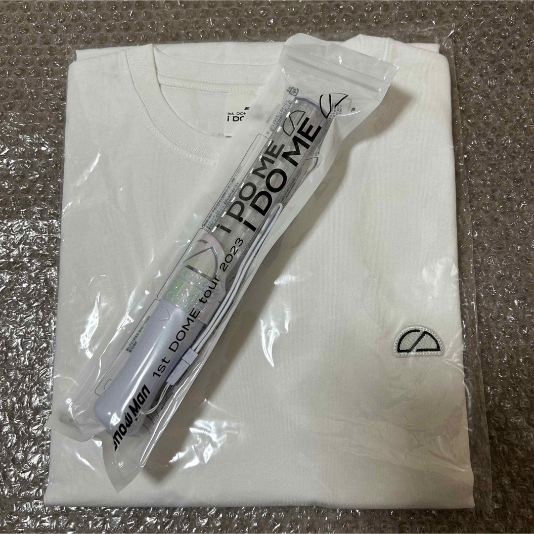 Snow Man(スノーマン)のSnowMan 1st DOME Tour  iDOME ロンT ペンライト エンタメ/ホビーのエンタメ その他(その他)の商品写真