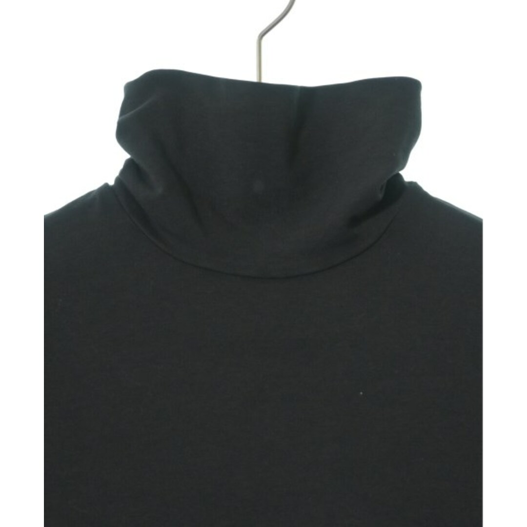 CIRCOLO 1901(チルコロイチキューゼロイチ)のCIRCOLO 1901 チルコロ１９０１ Tシャツ・カットソー XS 黒 【古着】【中古】 メンズのトップス(Tシャツ/カットソー(半袖/袖なし))の商品写真