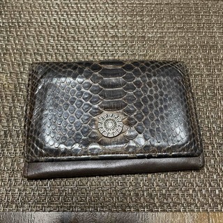 ジャンニヴェルサーチ(Gianni Versace)のGIANNI VERSACE ヘビ皮　財布(財布)