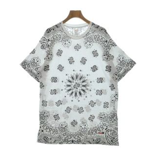 シュプリーム(Supreme)のSupreme シュプリーム Tシャツ・カットソー L 白x黒(ペイズリー) 【古着】【中古】(Tシャツ/カットソー(半袖/袖なし))