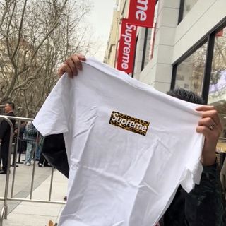 supreme上海オープン限定 shanghai ヒョウ柄 半袖Tシャツ