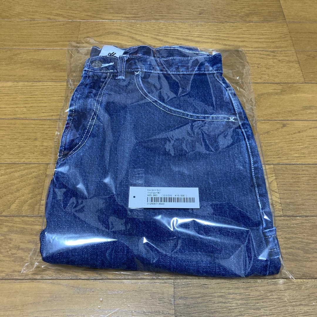 Supreme(シュプリーム)のSupreme Nike Denim Short Indigo 30 メンズのパンツ(デニム/ジーンズ)の商品写真